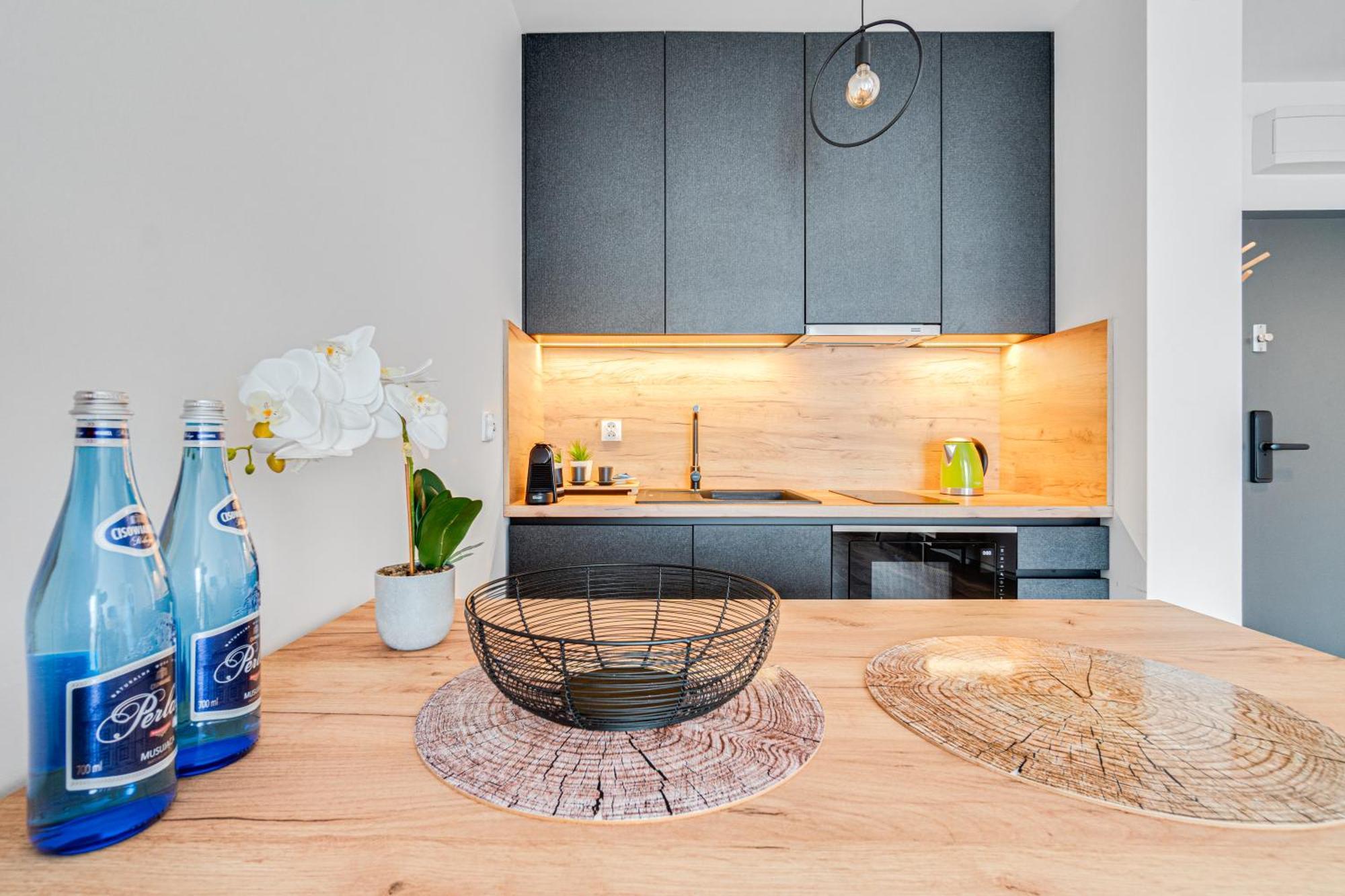 Prime Time Apartament - 24H Check -In - Parking W Cenie Wroclaw Bagian luar foto