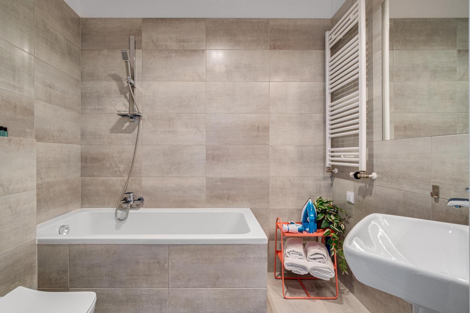 Prime Time Apartament - 24H Check -In - Parking W Cenie Wroclaw Bagian luar foto