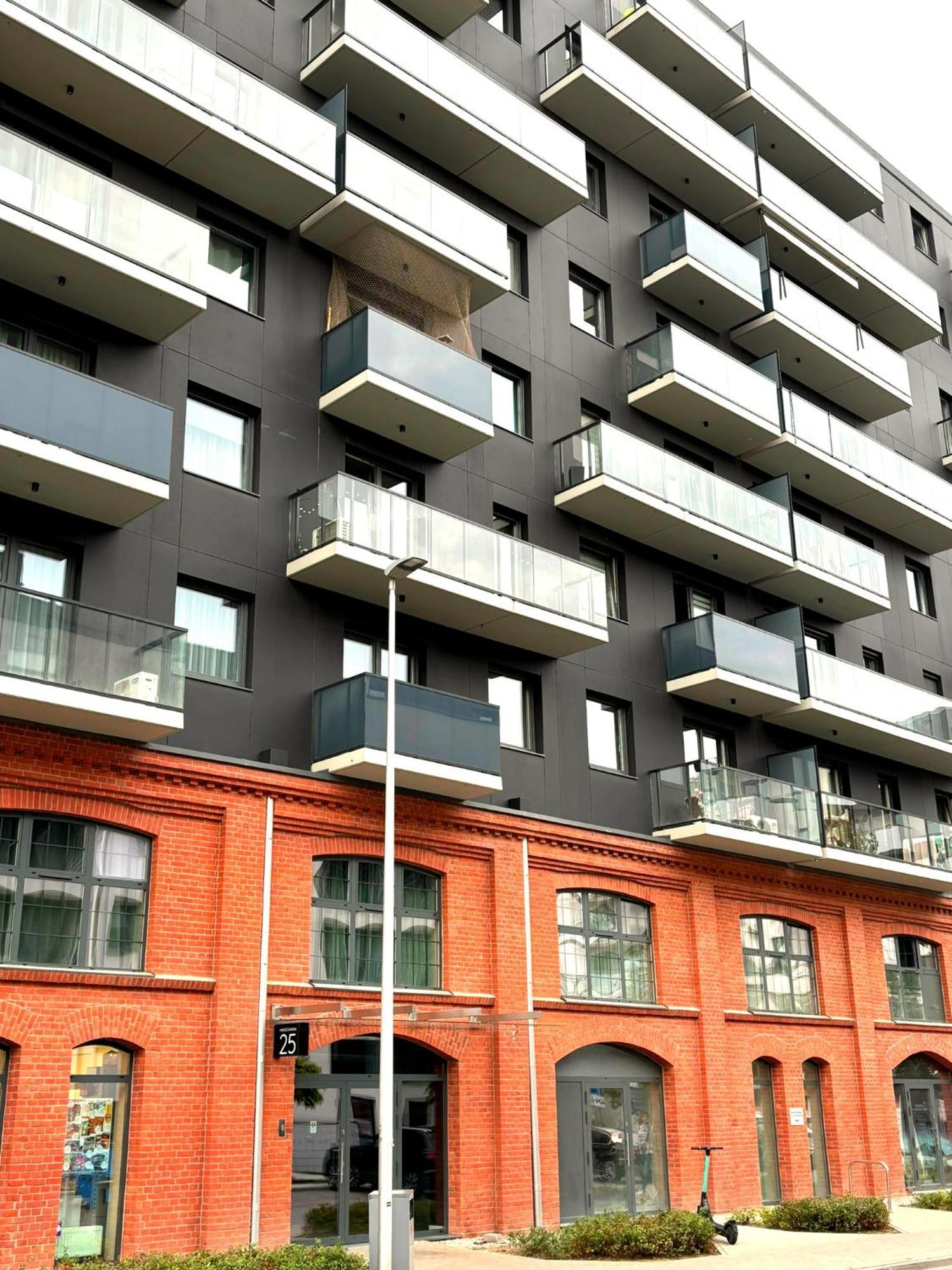 Prime Time Apartament - 24H Check -In - Parking W Cenie Wroclaw Bagian luar foto